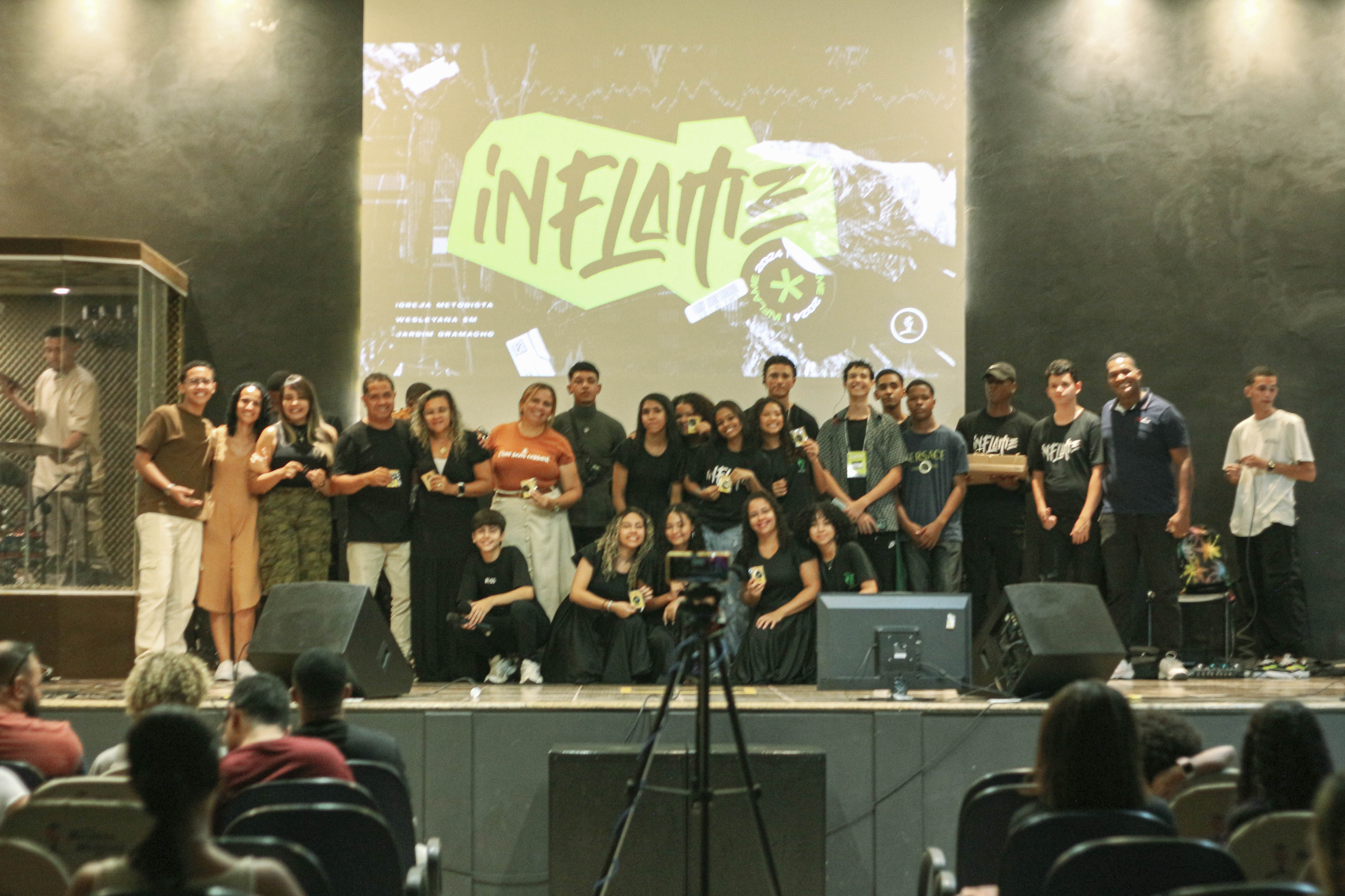 Equipe do Inflame - Ministério jovem em Jardim Gramacho, Duque de Caxias